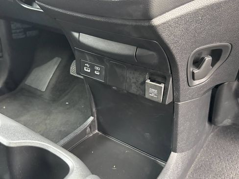 Used 2025 Honda Odyssey EX-L image 18
