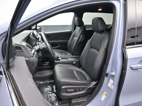 Used 2023 Honda Odyssey Sport image 23