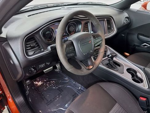Used 2022 Dodge Challenger R/T Scat Pack w/ Driver Convenience Group image 9