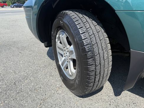 Used 2003 Honda Pilot EX image 25