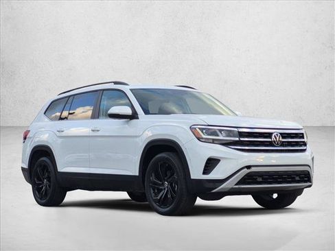 Used 2023 Volkswagen Atlas SE FWD image 3