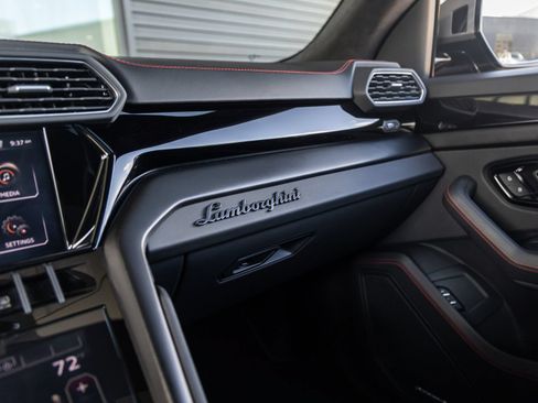Used 2024 Lamborghini Urus S AWD/4WD image 34