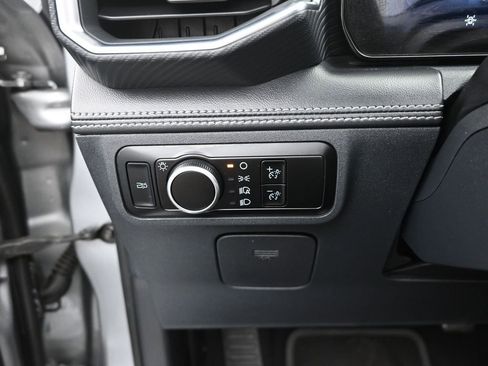 Used 2024 Ford Mustang Premium image 15