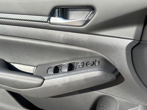 New 2025 Nissan Altima 2.5 SV w/ SV Special Edition Package image 15