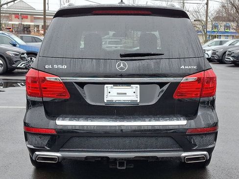 Used 2014 Mercedes-Benz GL 550 4MATIC image 5