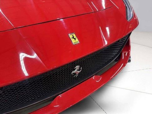 Used 2019 Ferrari 812 Superfast RWD image 13