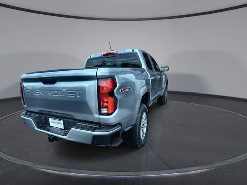 New 2026 Chevrolet Colorado LT w/ LT Convenience Package AWD/4WD image 13