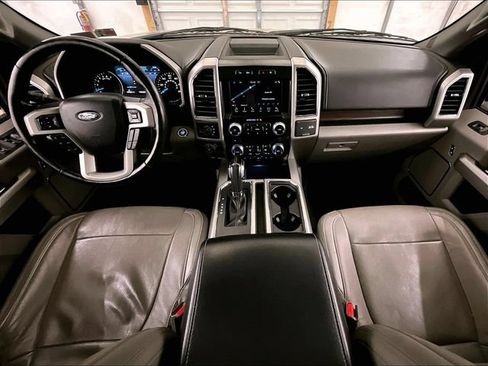 Used 2017 Ford F150 Lariat w/ Equipment Group 502A Luxury AWD/4WD image 15