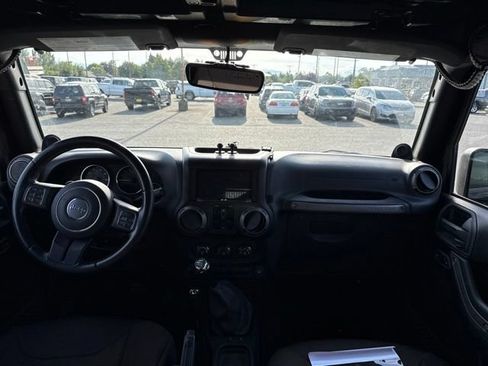 Used 2013 Jeep Wrangler Unlimited Sport AWD/4WD image 12