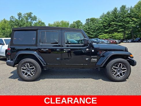 Used 2024 Jeep Wrangler Unlimited Sahara w/ Safety Group AWD/4WD image 7