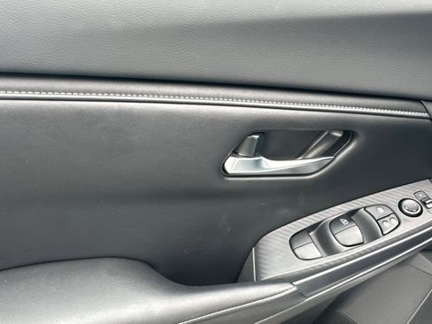 Used 2021 Nissan Sentra SV image 11