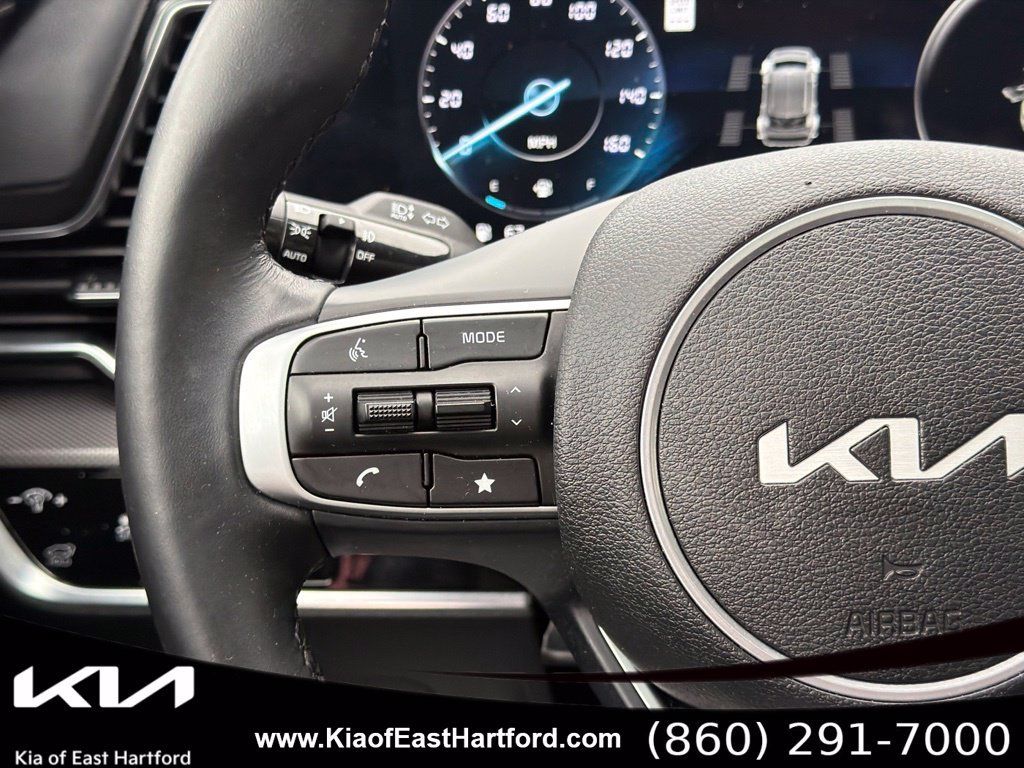 Certified 2024 Kia Sportage SX AWD/4WD image 26