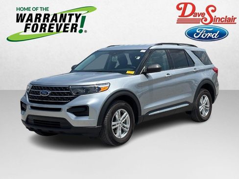 Used 2023 Ford Explorer XLT AWD/4WD image 1