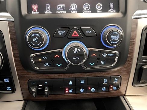 Used 2017 RAM 1500 Laramie w/ Convenience Group image 30