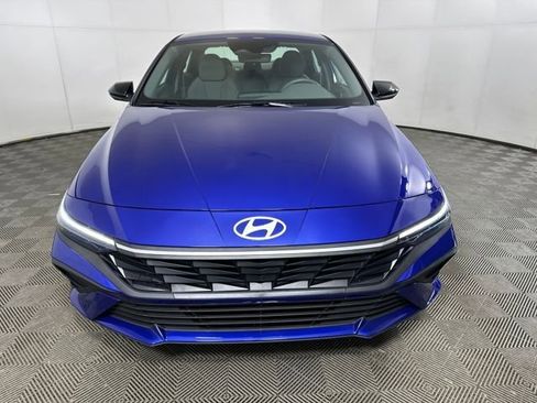 Certified 2025 Hyundai Elantra Sport FWD image 35