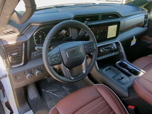 New 2026 GMC Sierra 2500 Denali Ultimate image 11