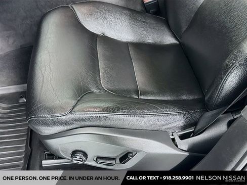 Used 2017 Volvo XC90 T6 Momentum w/ Vision Package image 19