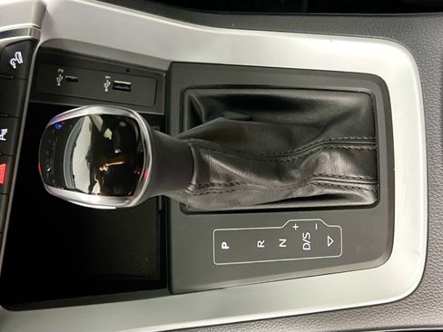 Used 2020 Audi Q3 2.0T Premium w/ Convenience Package image 25