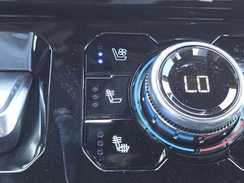 New 2026 GMC Sierra 2500 AT4 w/ AT4 Premium Plus Package image 9