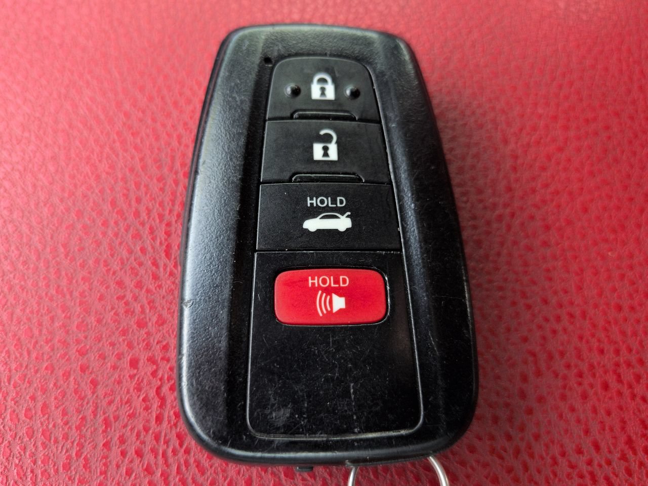 Used 2022 Toyota Camry XSE FWD image 30