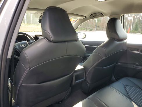 Certified 2024 Toyota Camry SE image 9