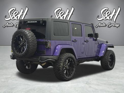 Used 2016 Jeep Wrangler Unlimited Sahara AWD/4WD image 53