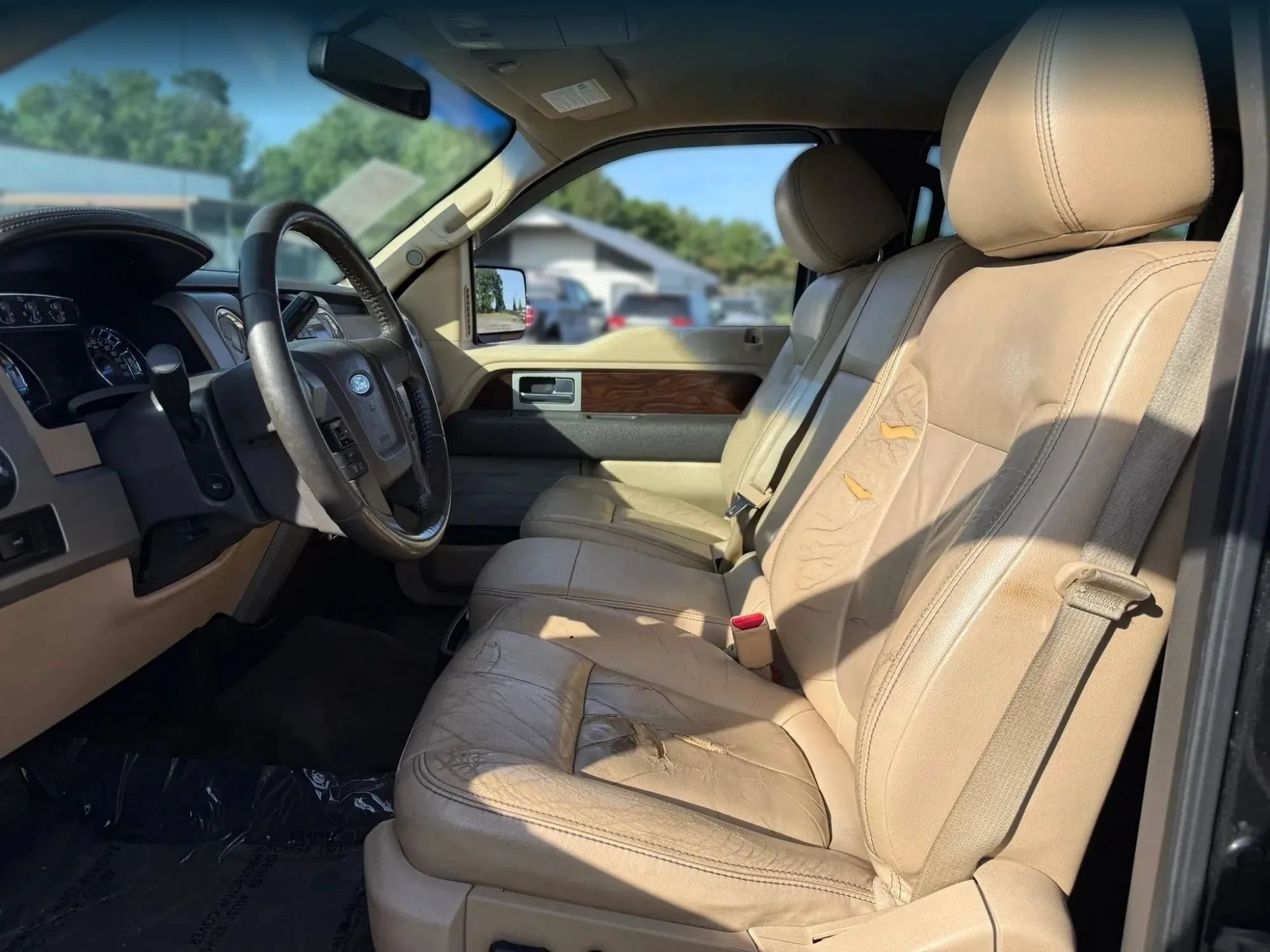 Used 2012 Ford F150 Lariat w/ Lariat Chrome Pkg RWD image 2