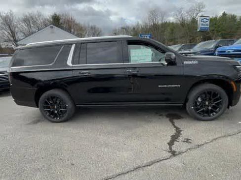 New 2026 Chevrolet Suburban High Country AWD/4WD image 6