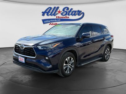 Used 2022 Toyota Highlander XLE