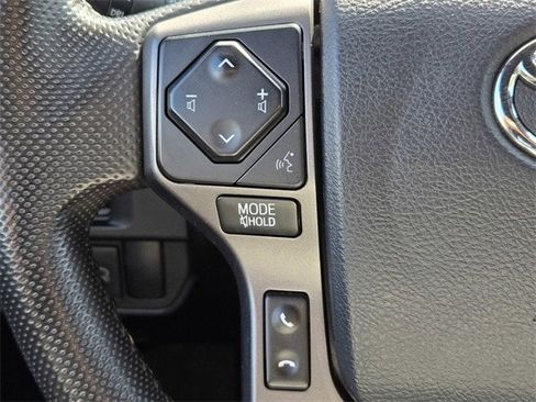 Used 2019 Toyota Tacoma TRD Off-Road image 19