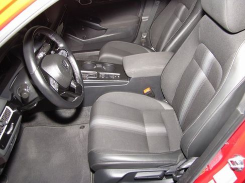 Used 2025 Honda Civic Sport Touring image 9