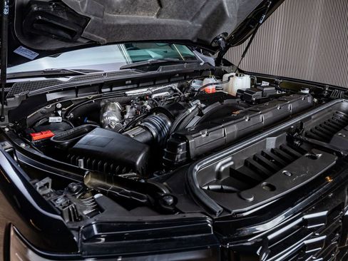 Used 2025 GMC Sierra 2500 Denali image 41