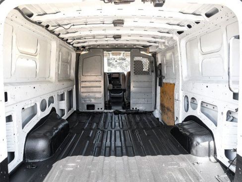 Used 2021 Nissan NV 2500 S RWD image 41