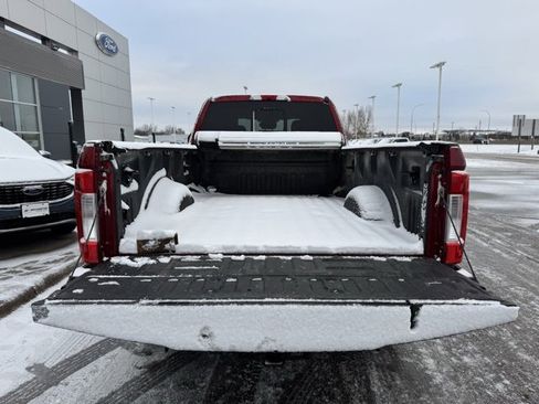 Used 2019 Ford F350 Lariat w/ Chrome Package image 38