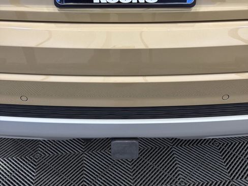 Used 2025 Audi Q8 Premium Plus image 25