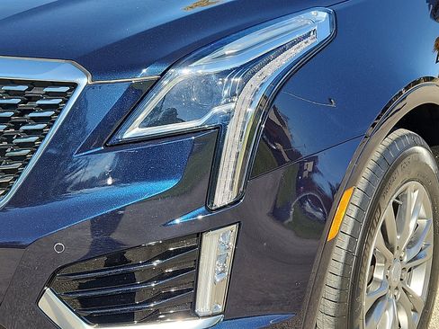 Used 2021 Cadillac XT5 Premium Luxury image 11