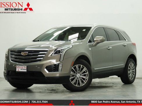 Used 2019 Cadillac XT5 FWD image 1