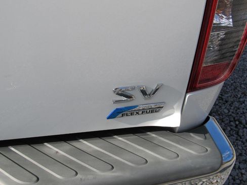 Used 2019 Nissan Frontier SV image 13