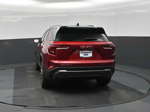 Used 2026 GMC Terrain Elevation w/ Elevation Premium Package FWD image 7