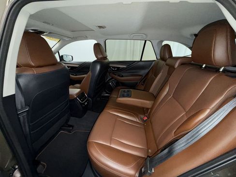 Used 2023 Subaru Outback Touring image 12