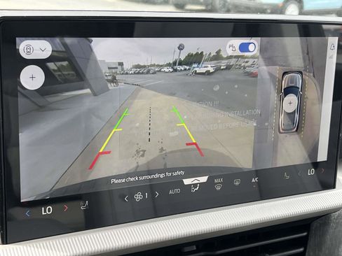 New 2026 Ford Explorer Platinum AWD/4WD image 18