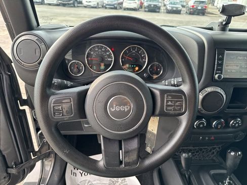 Used 2017 Jeep Wrangler Unlimited Sport image 13