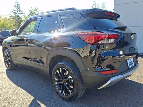 Used 2022 Chevrolet TrailBlazer LT w/ Premium Seating Package AWD/4WD image 4