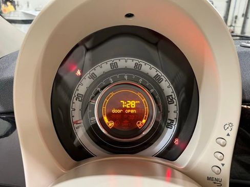 Used 2013 FIAT 500 Lounge w/ Luxury Leather Pkg image 23