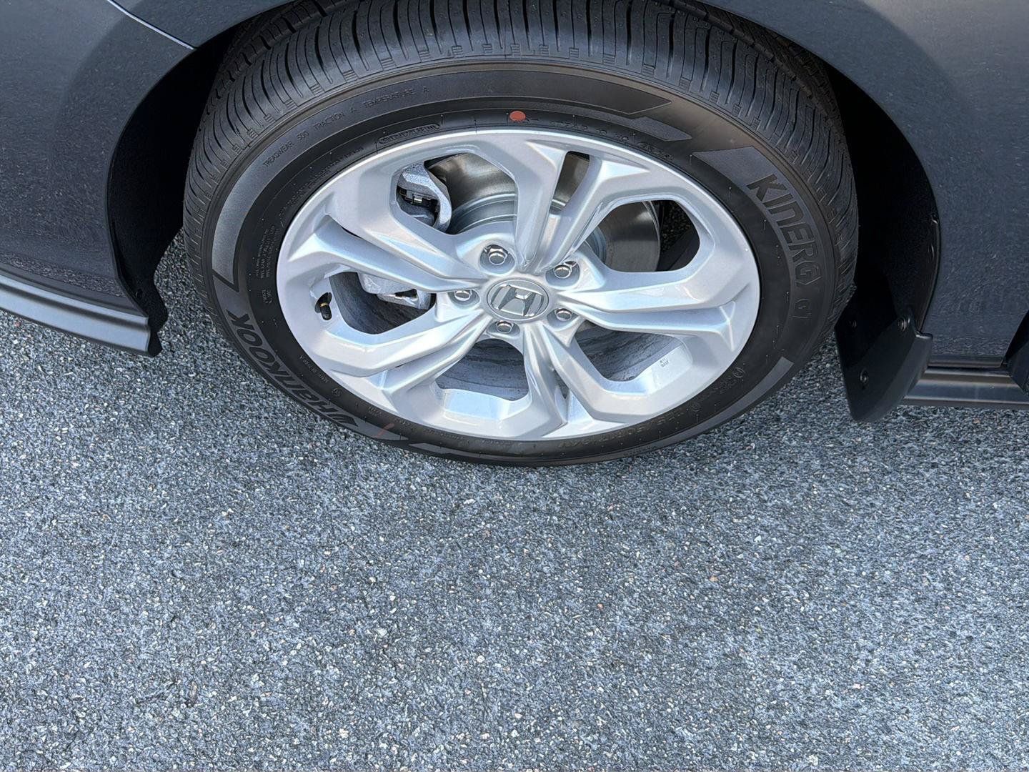 New 2026 Honda Accord LX image 32