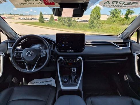 Used 2025 Toyota RAV4 Limited w/ Weather Package AWD/4WD image 36
