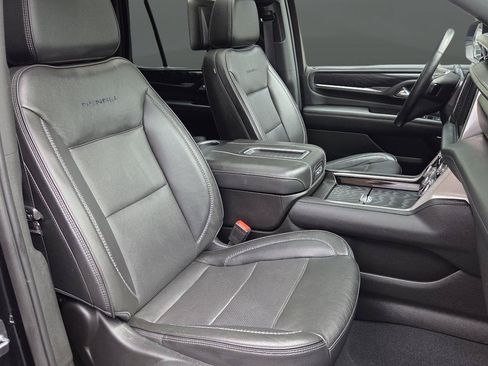 Used 2023 GMC Yukon Denali w/ Max Trailering Package AWD/4WD image 22