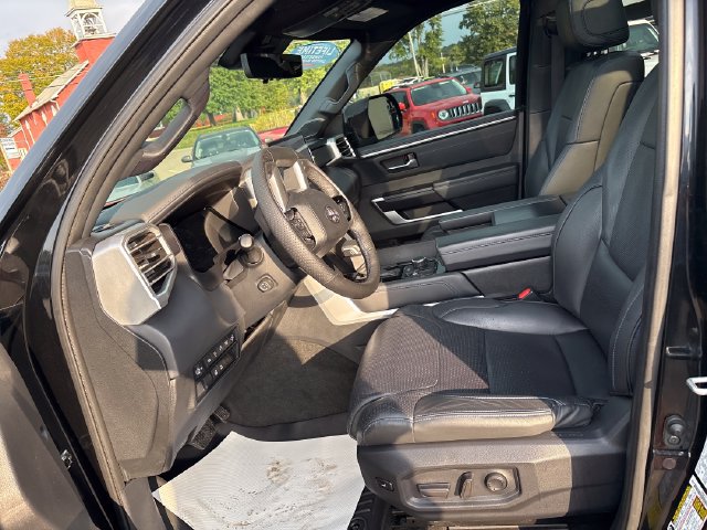 Used 2023 Toyota Tundra Platinum AWD/4WD image 8