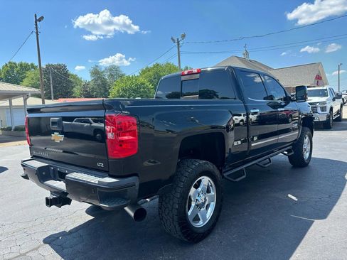 Used 2015 Chevrolet Silverado 2500 LTZ w/ Duramax Plus Package AWD/4WD image 5