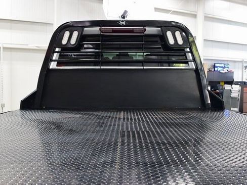 Used 2024 Chevrolet Silverado 3500 LT image 14